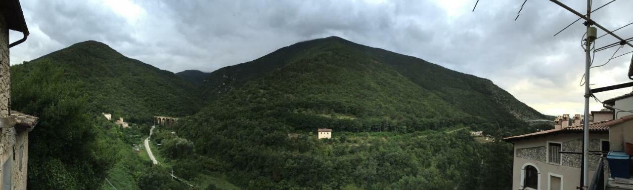 Casa Ai Piedi Della Riserva Naturale Pettorano sul Gizio Exteriör bild